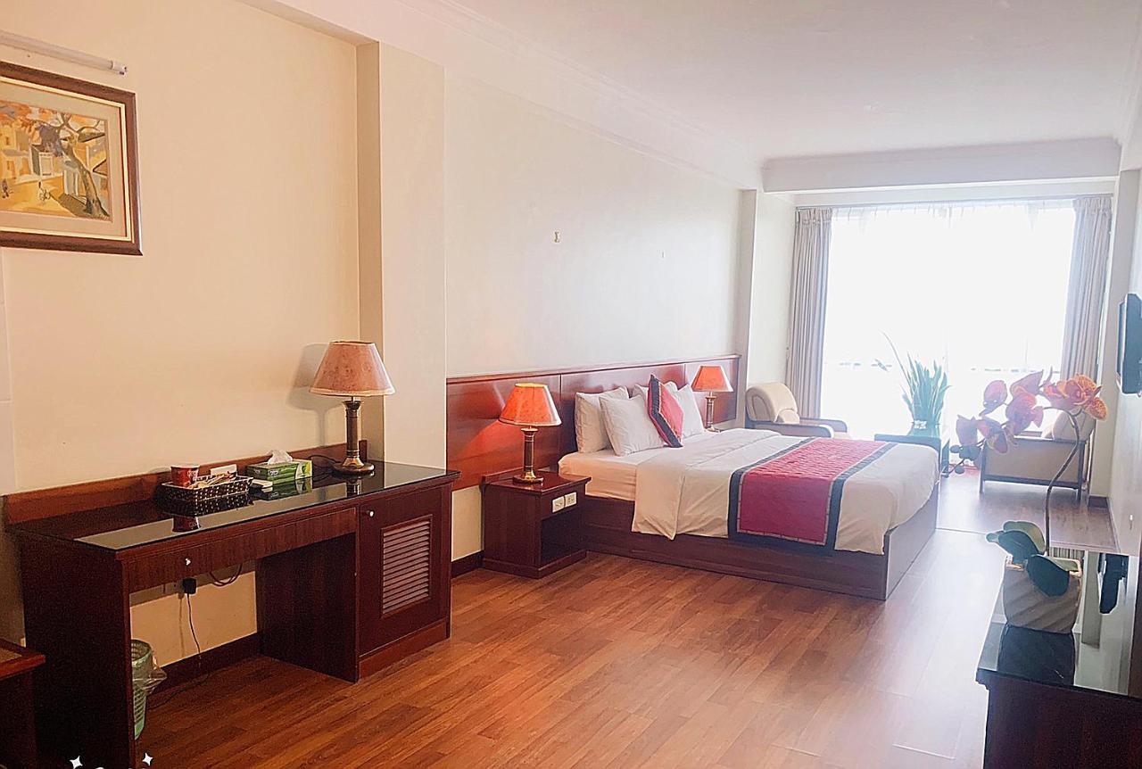 Hanz Regal Hotel Hanoi Exterior photo